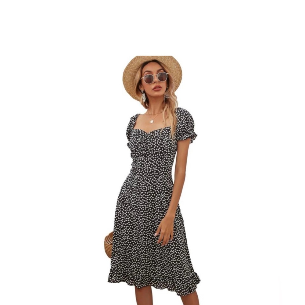NWT SOLD OUT ON WEBSITES Floerns Ditsy Floral Dress